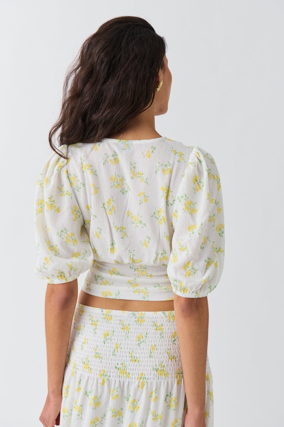 Puff sleeve top