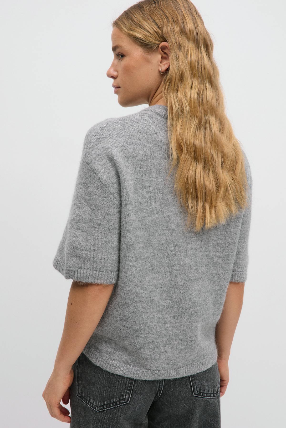 Knitted top