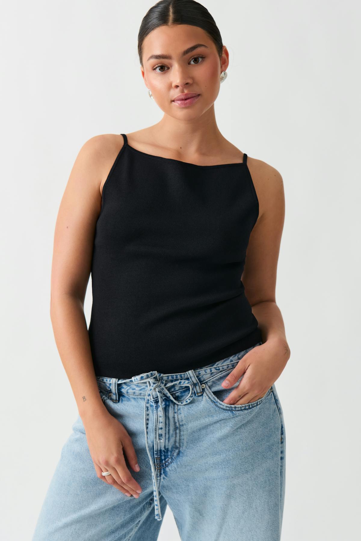 Knitted strap singlet