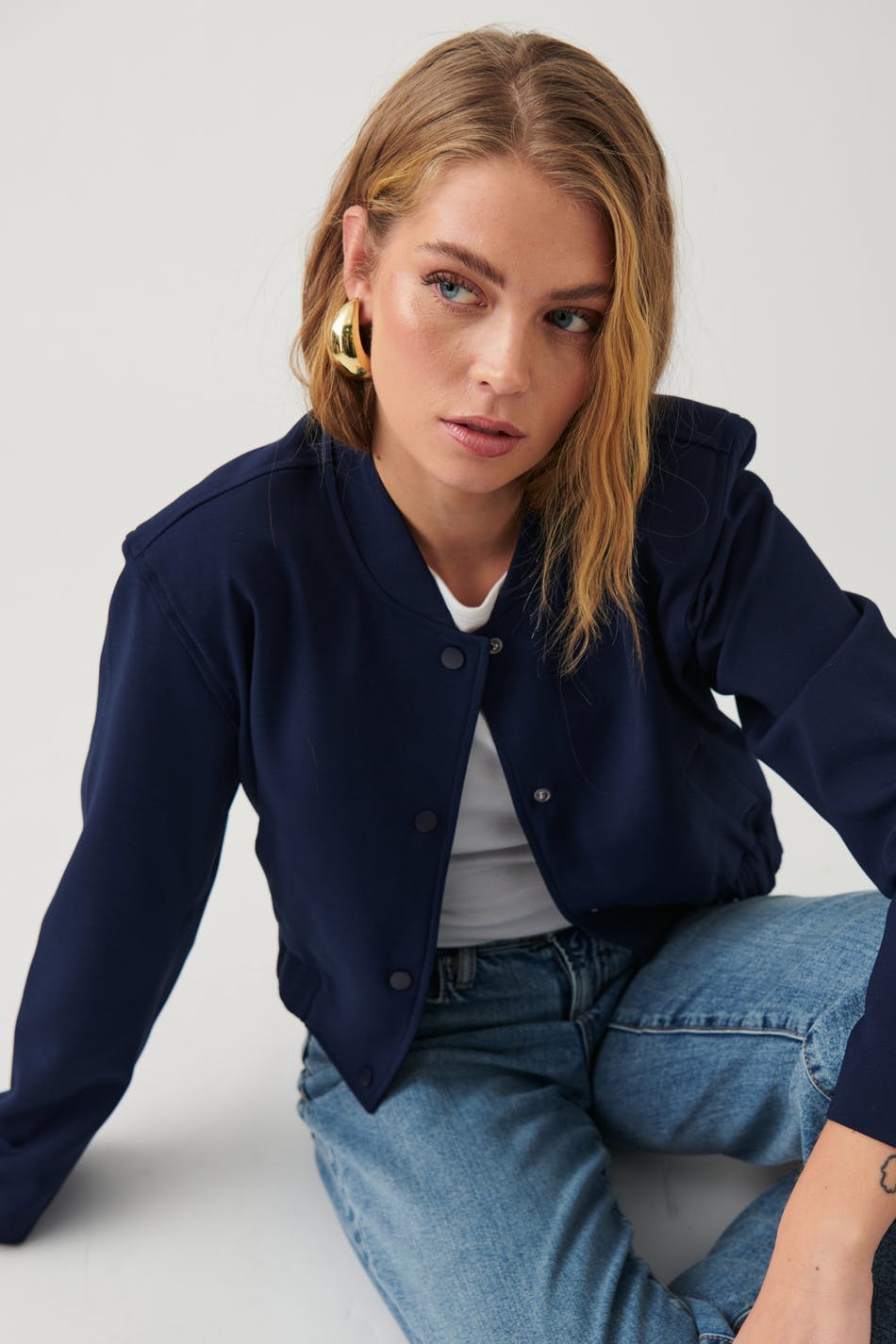 Short tailored jacket