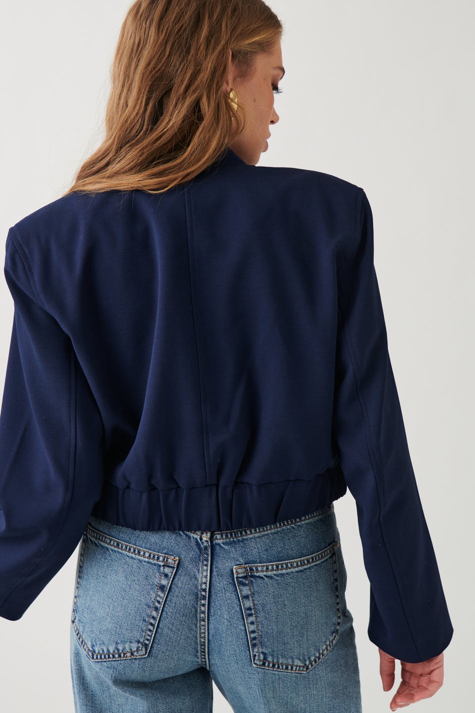 Short tailored jacket