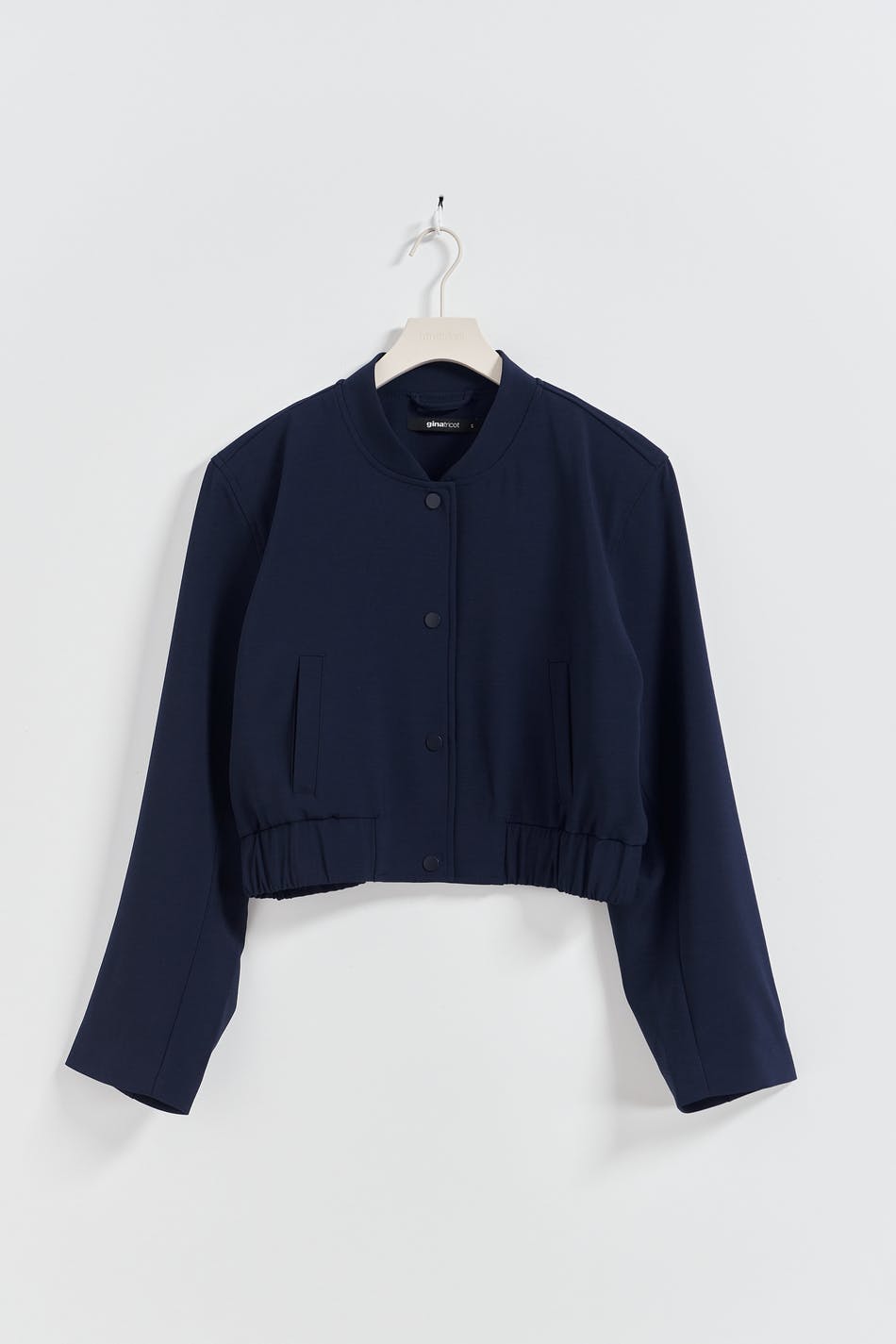Short tailored jacket