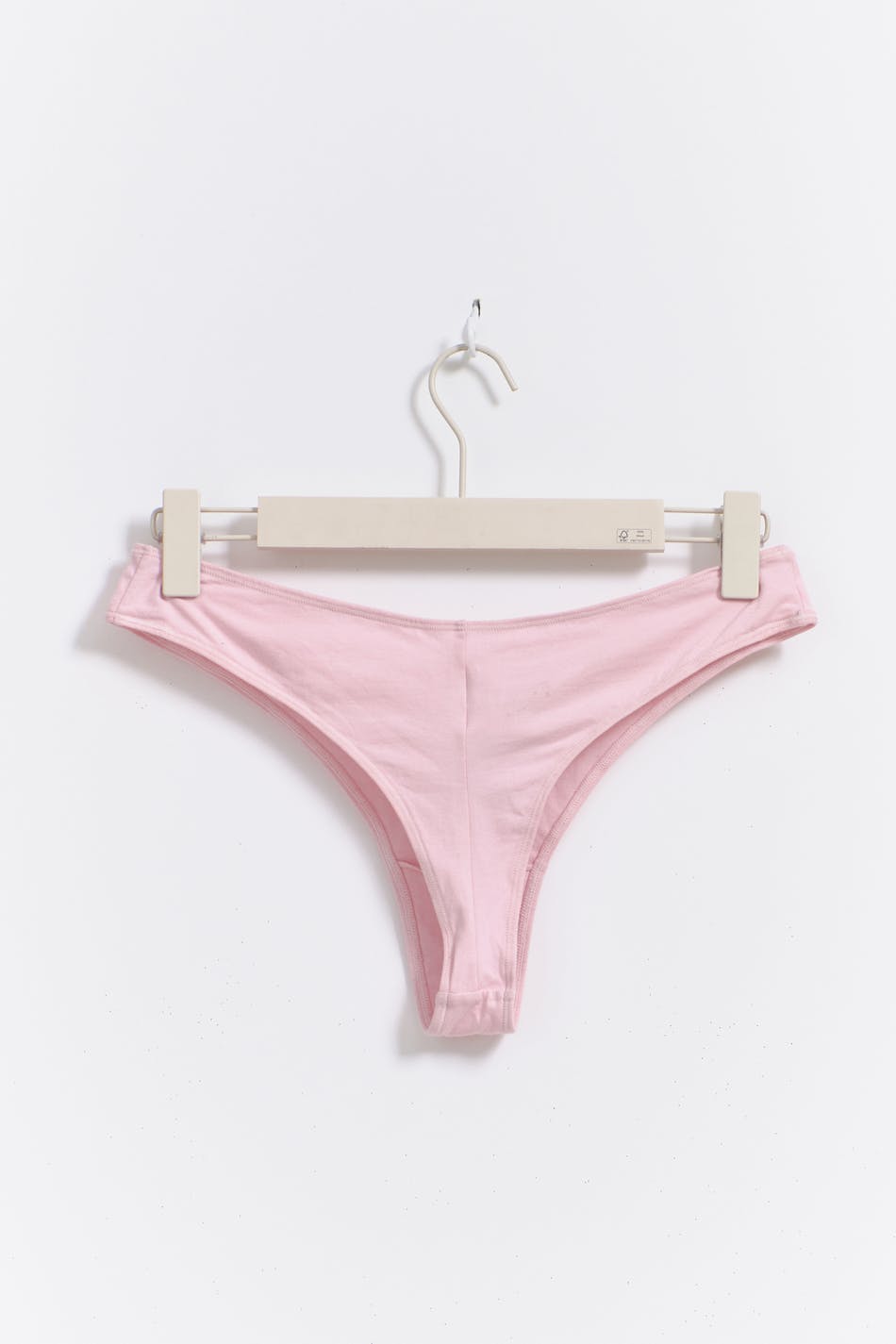 v shaped cotton thong