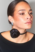 Rose detail band