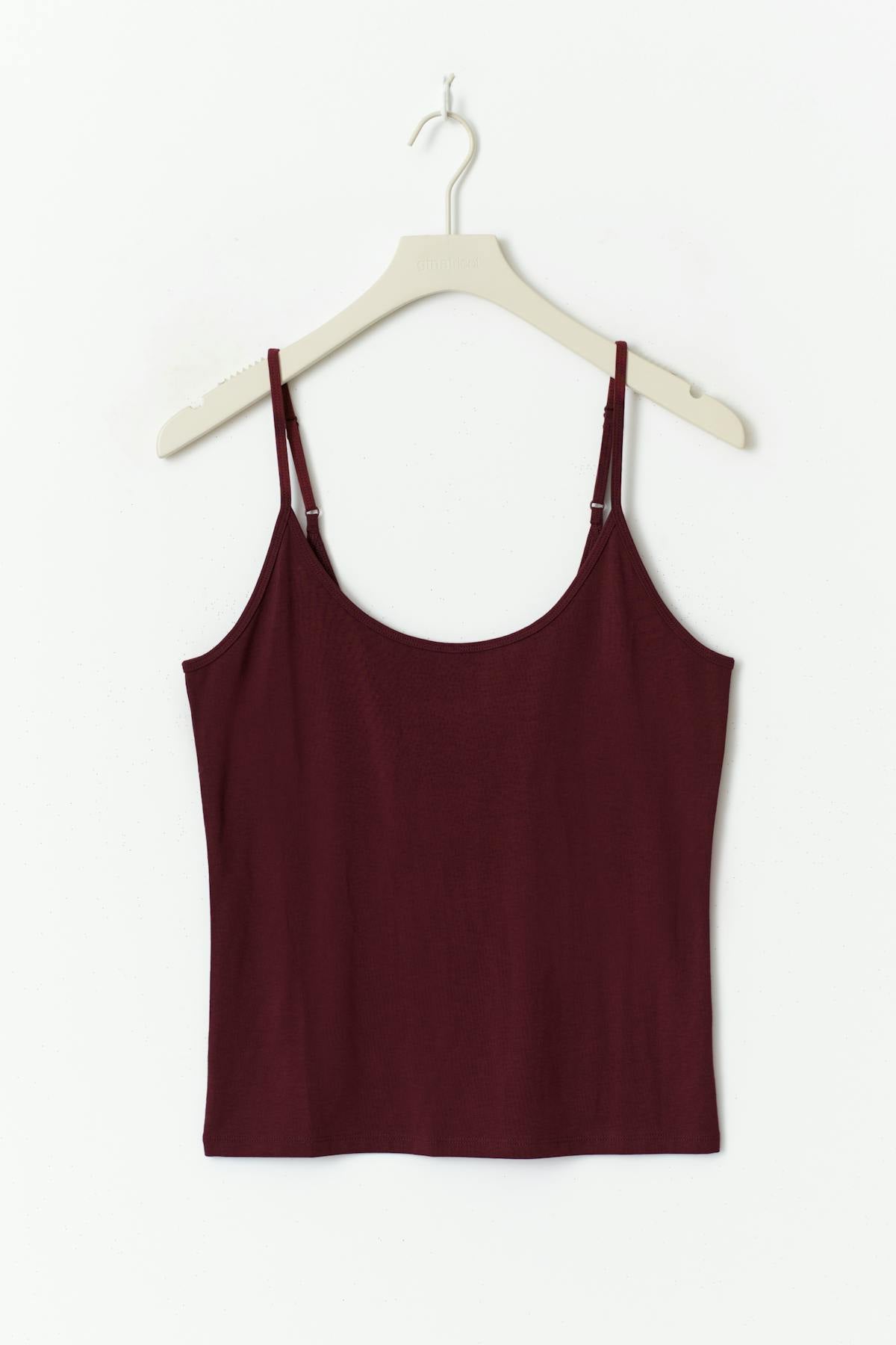 Basic strap singlet