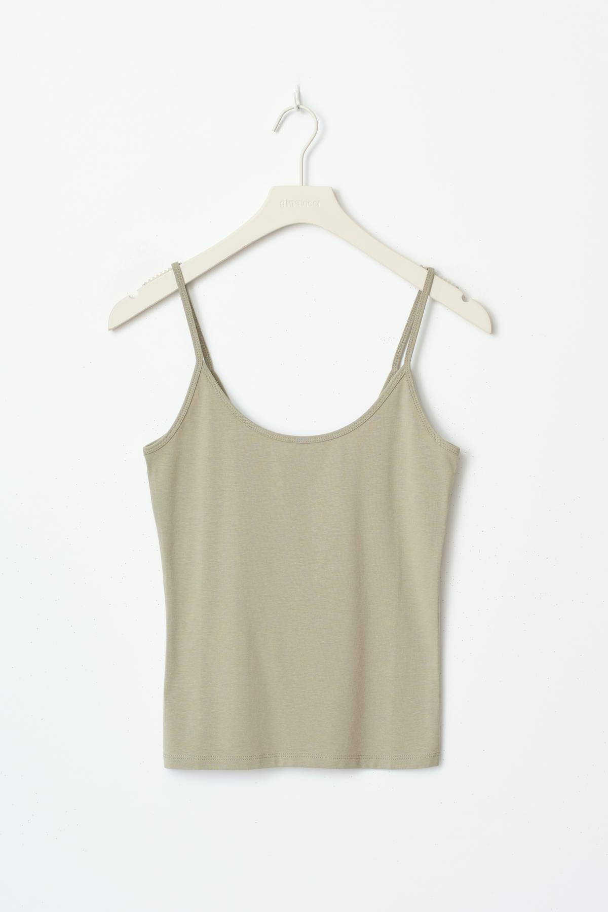 Basic strap singlet