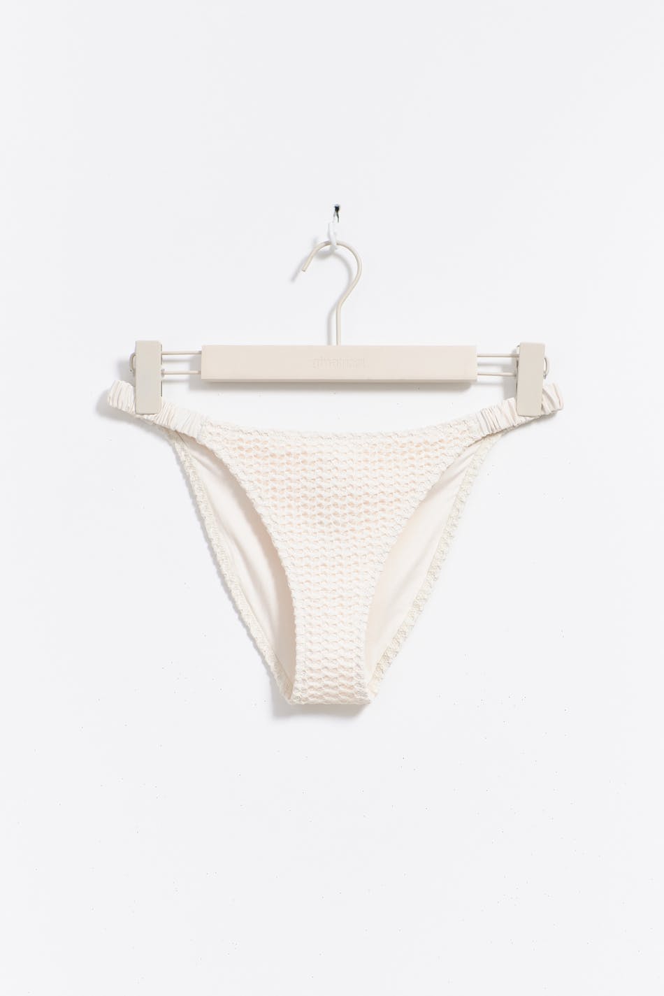 Crochet bikini brief