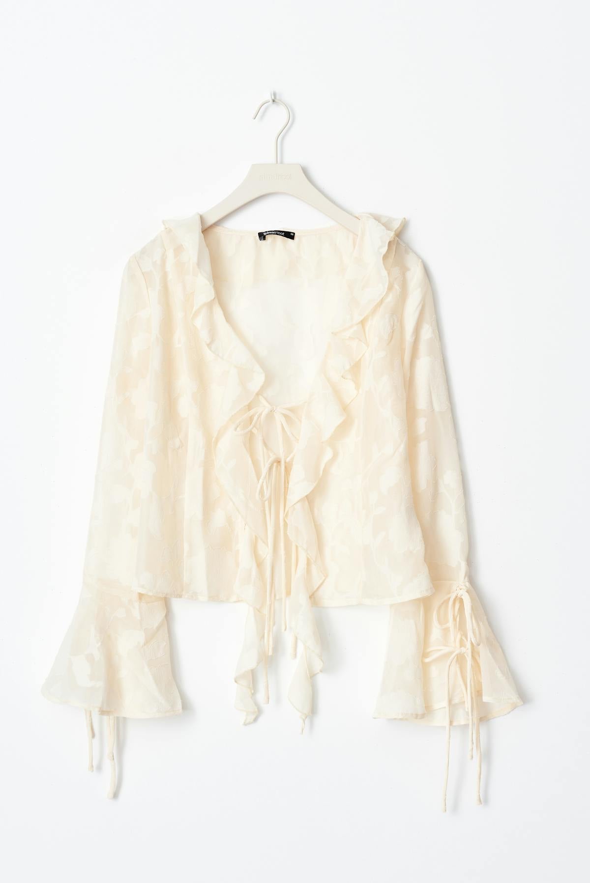 frill blouse