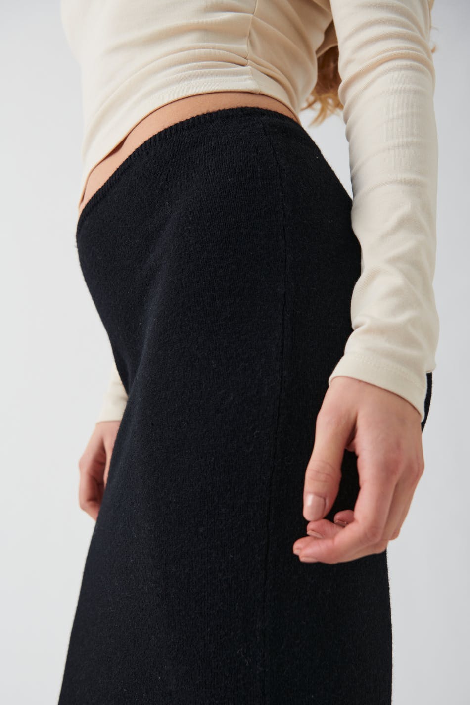 Low waist knit skirt