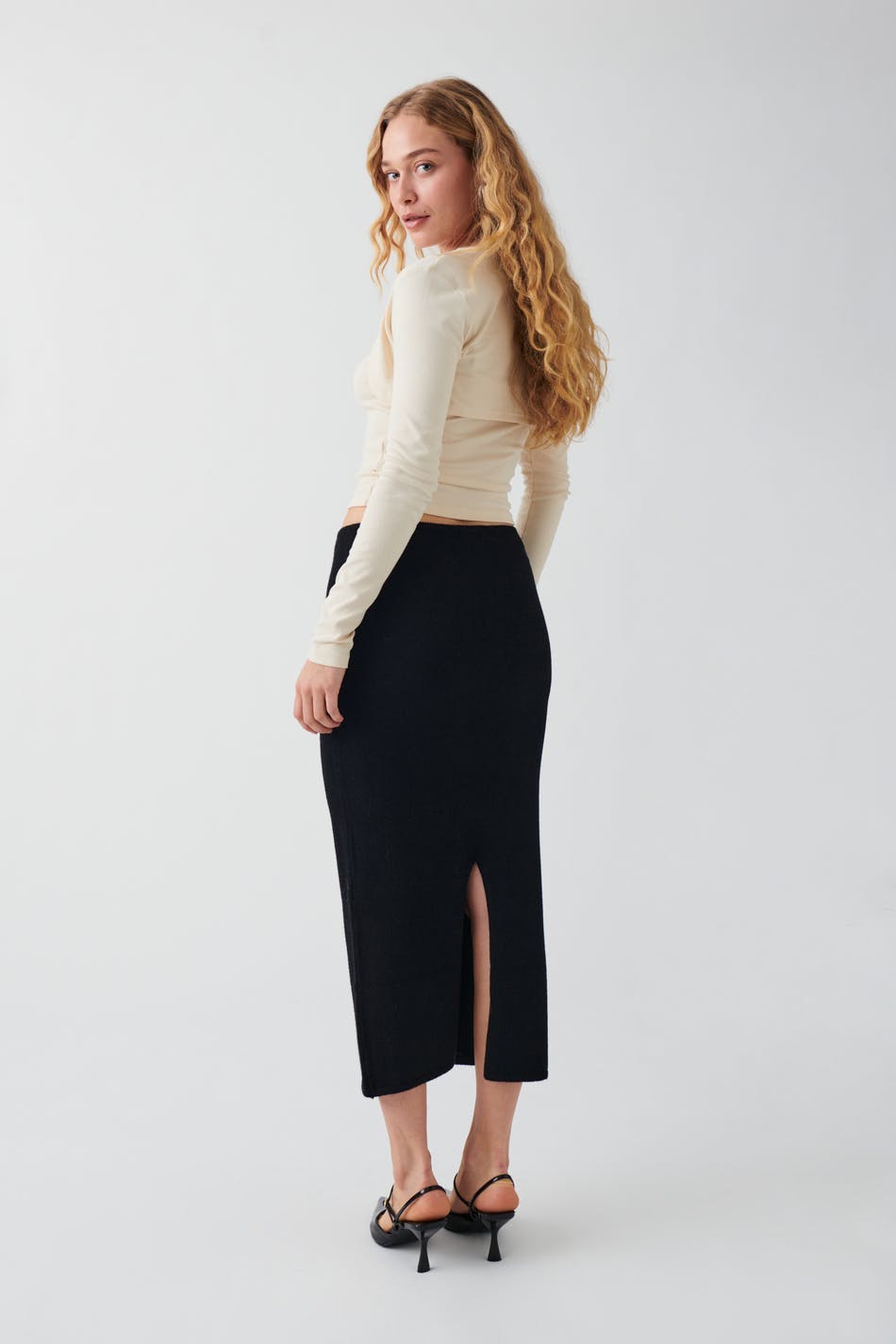 Low waist knit skirt