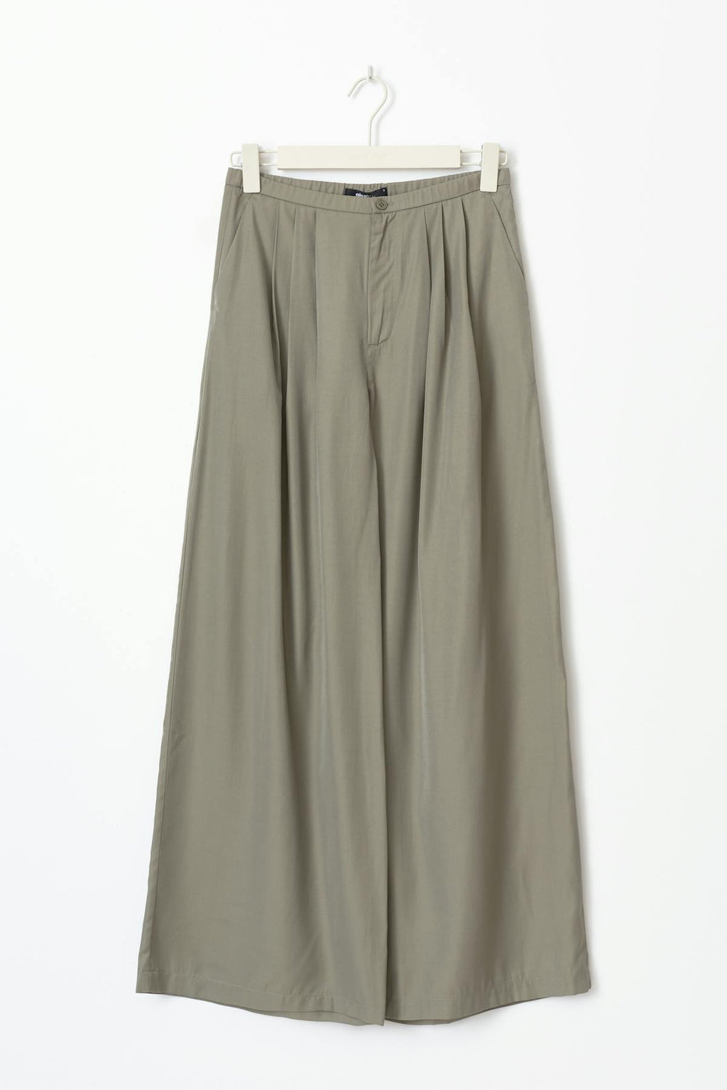Fluid wide trousers