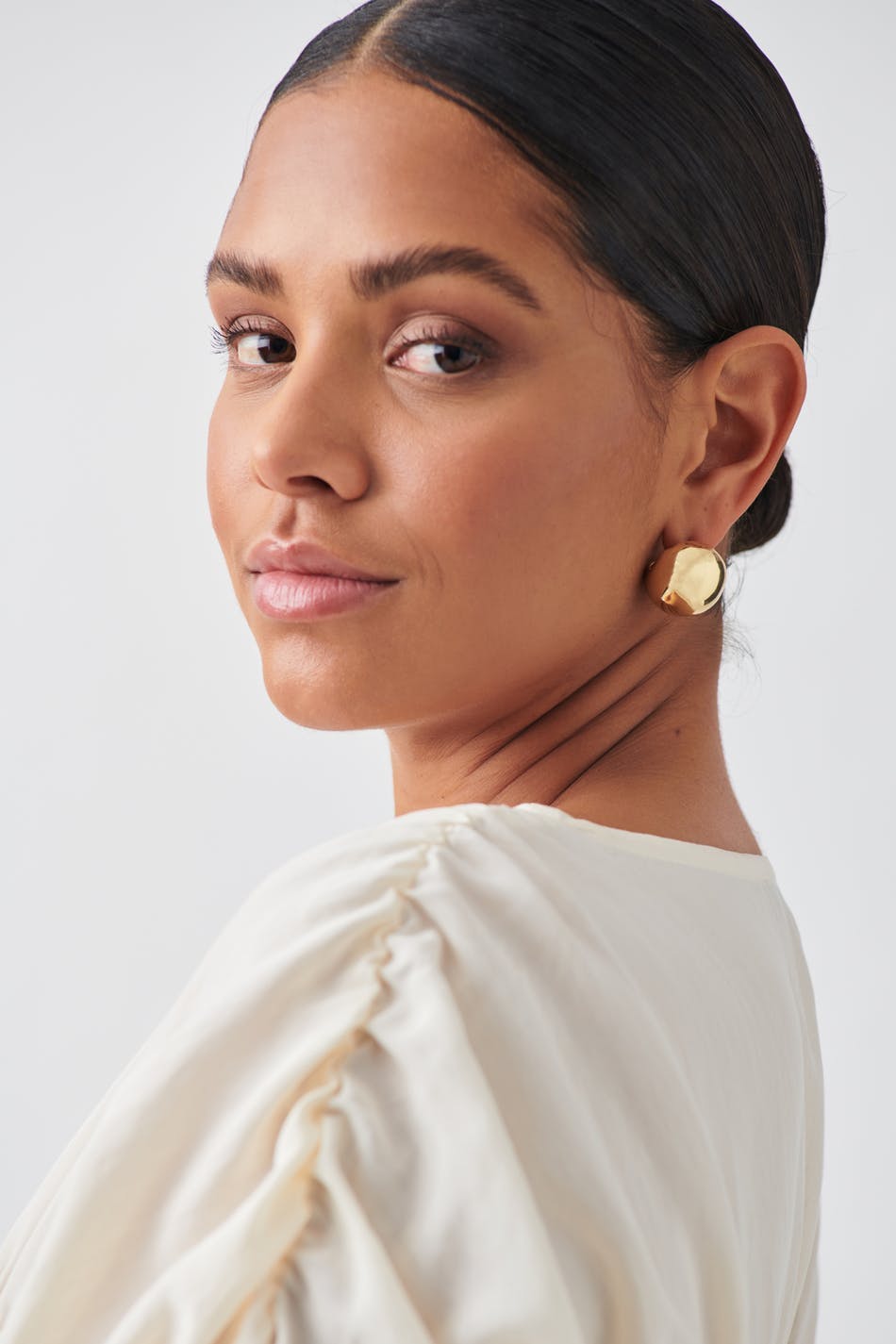 Big round earrings