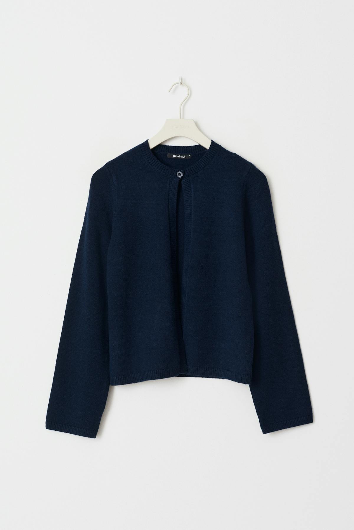 One button knit cardigan