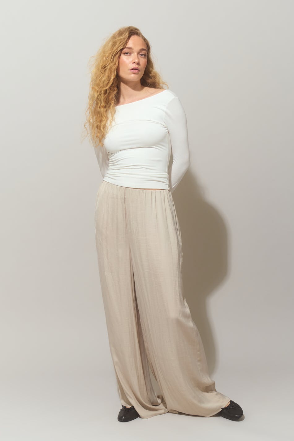 Wide satin trousers