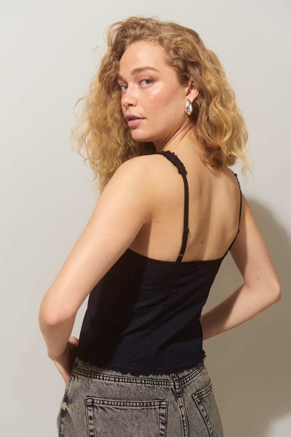 Tie front top
