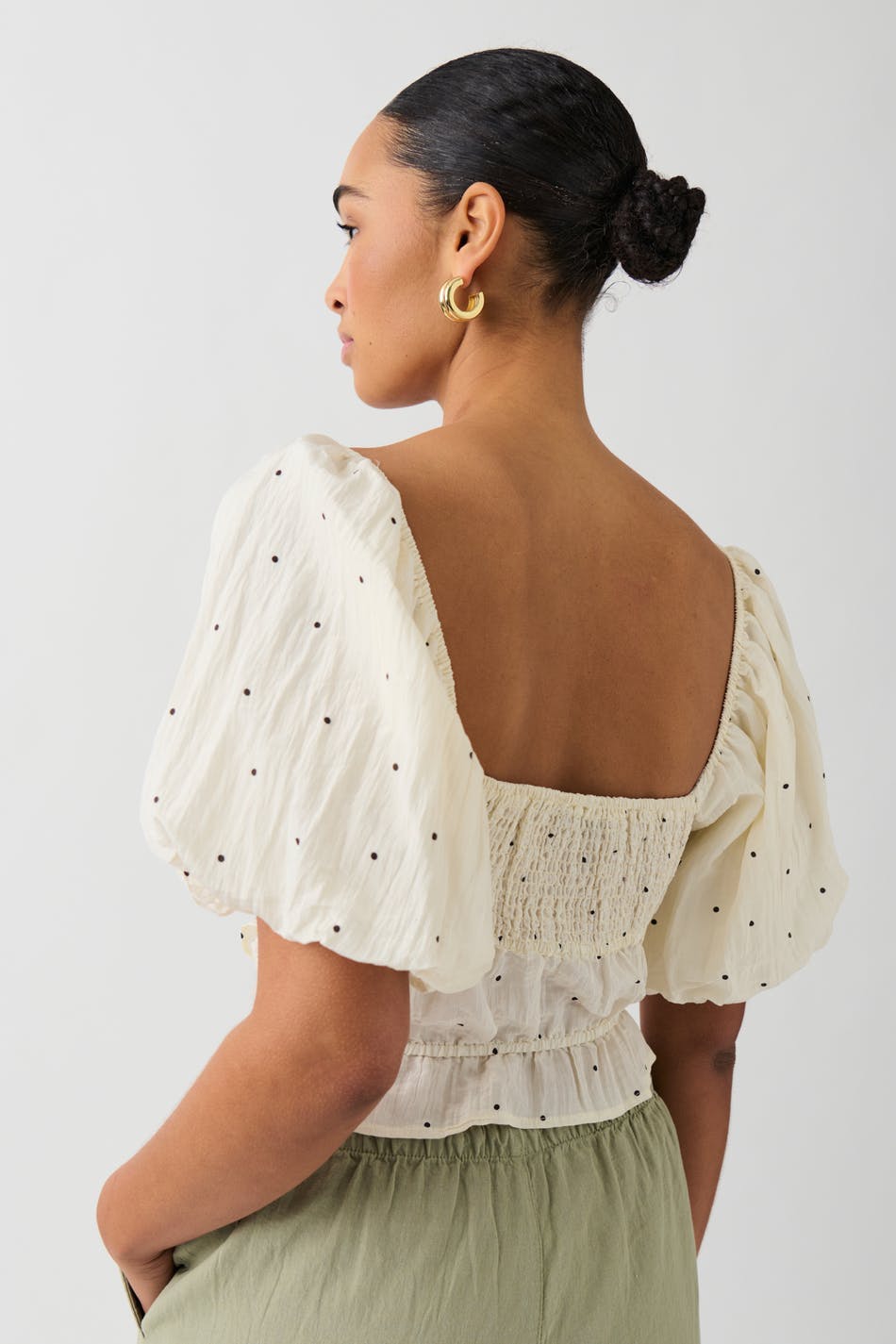 Puff sleeve blouse