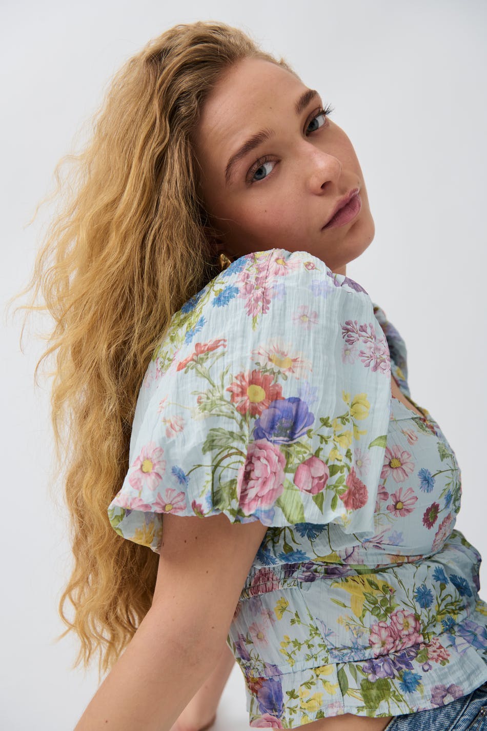 Puff sleeve blouse