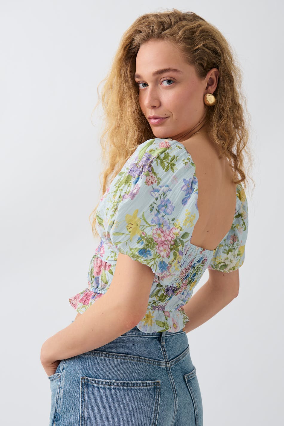 Puff sleeve blouse