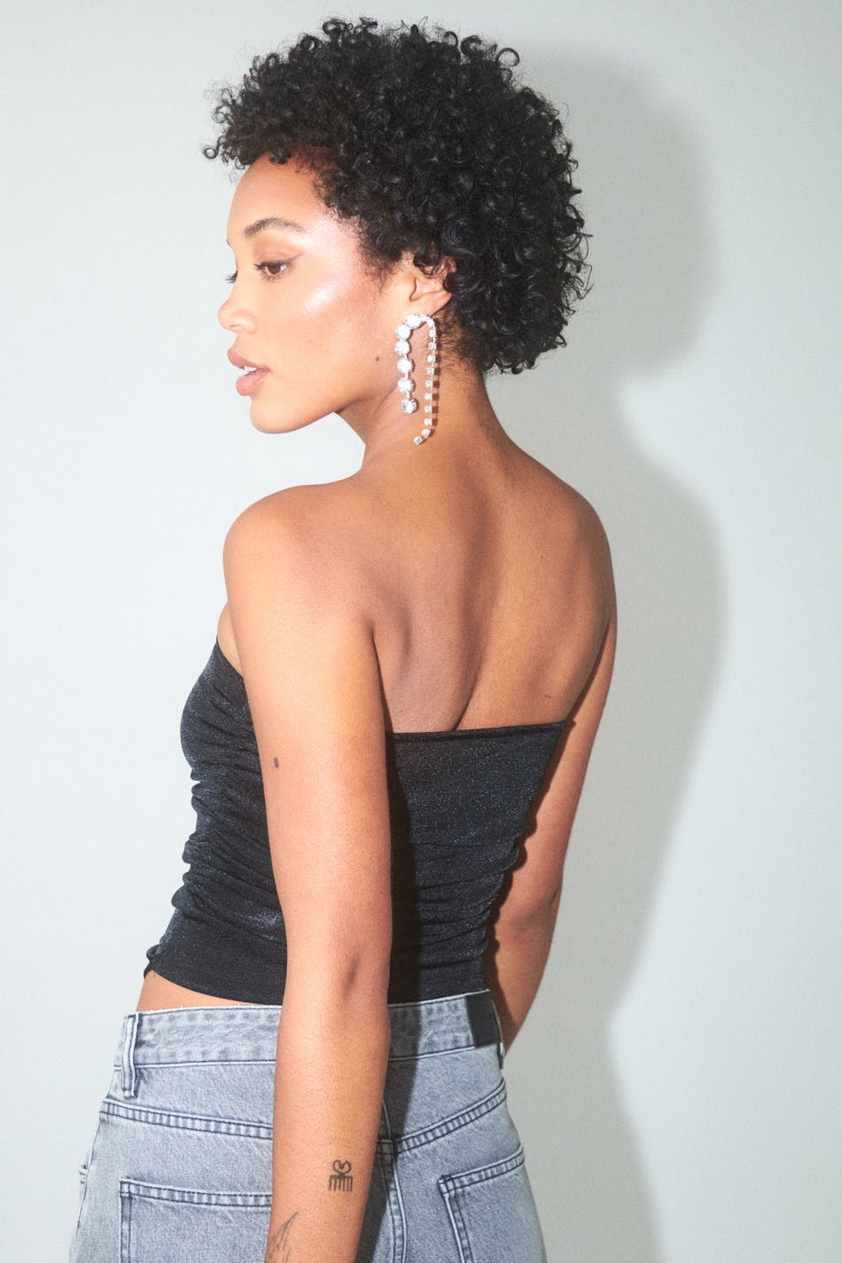 Asymmetric tube top