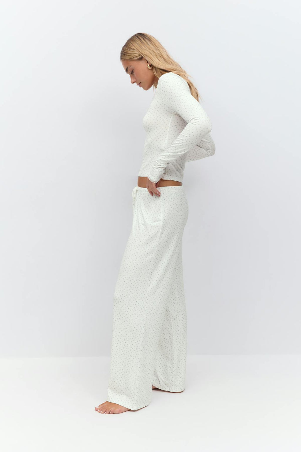 drawstring wide trousers
