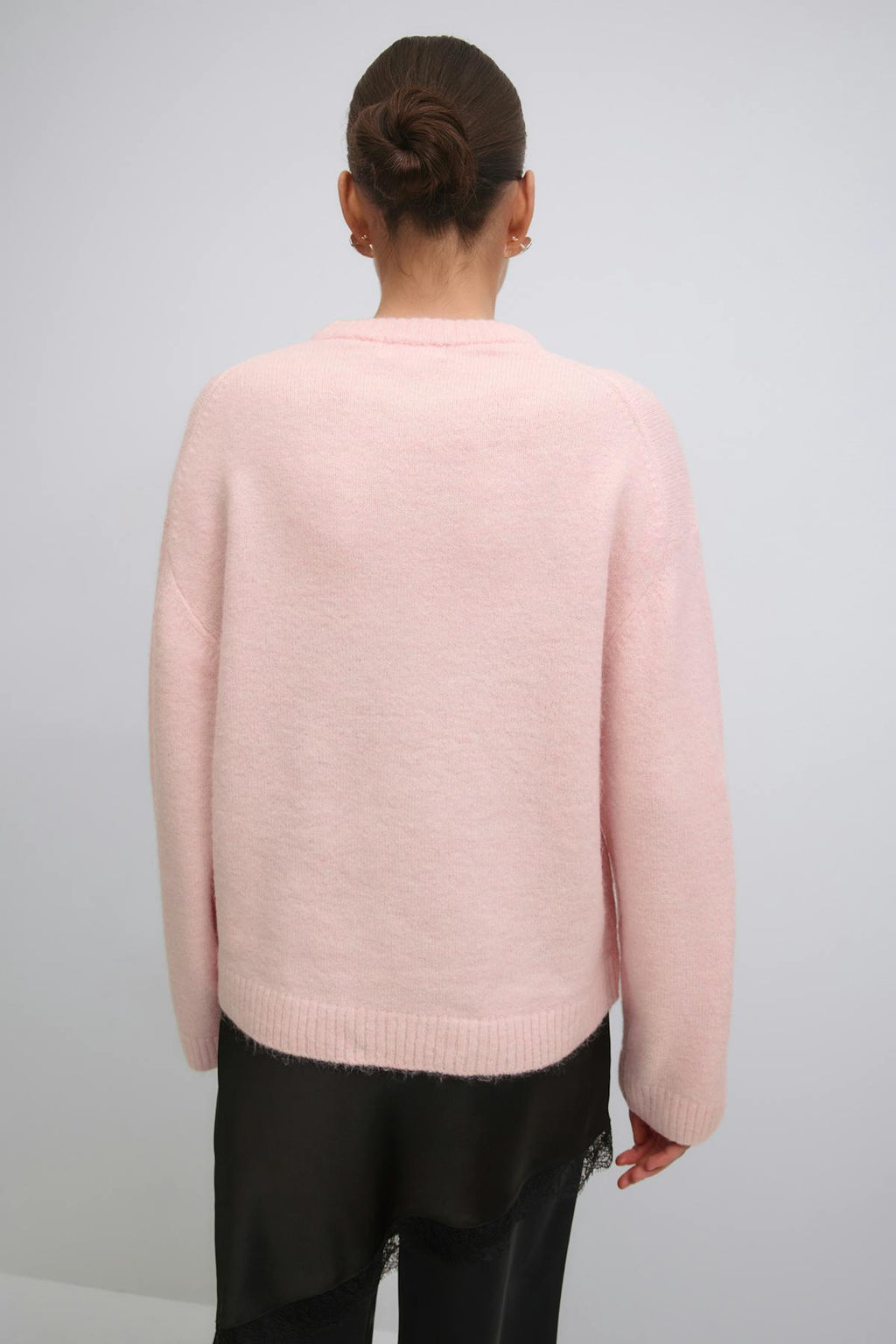 Crew neck knitted sweater