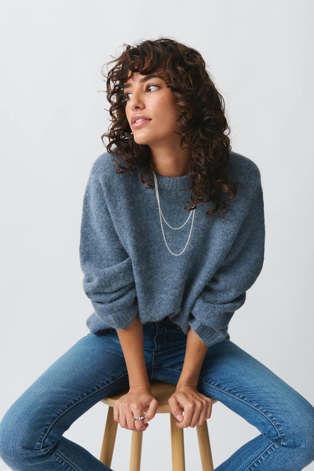 Crew neck knitted sweater