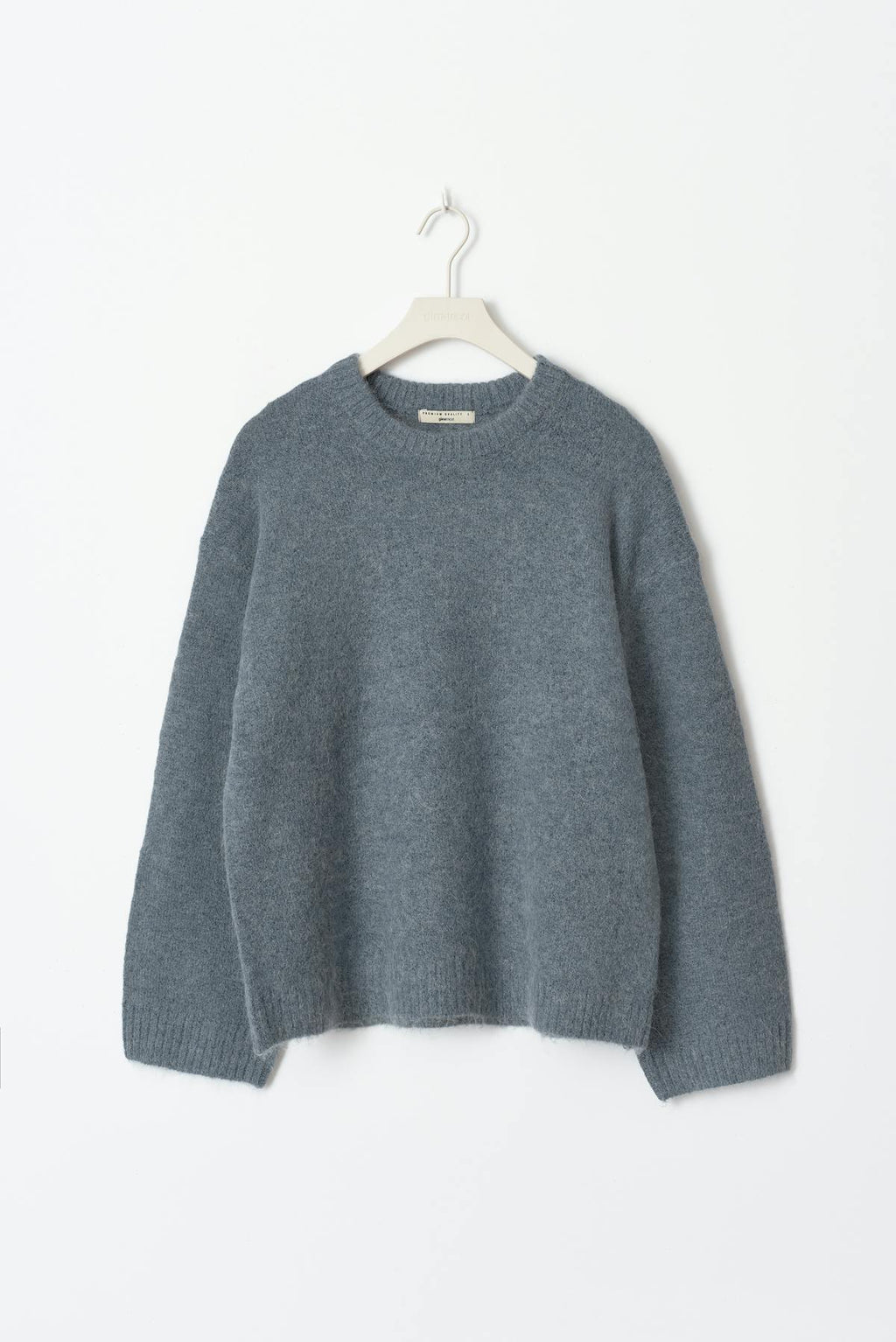 Crew neck knitted sweater