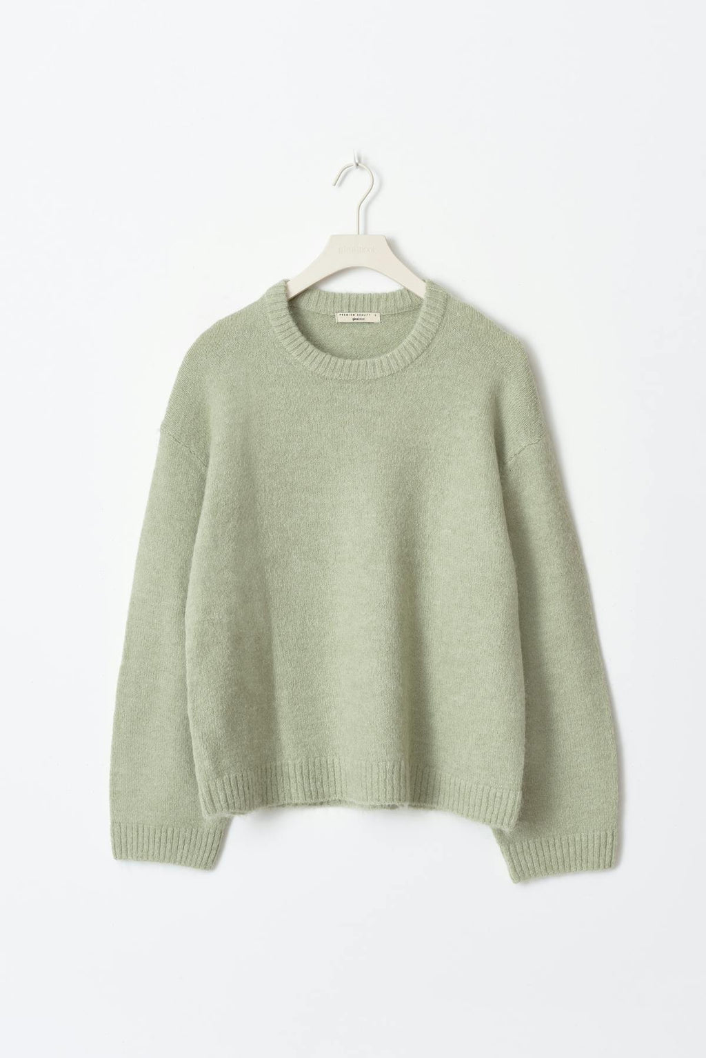 Crew neck knitted sweater