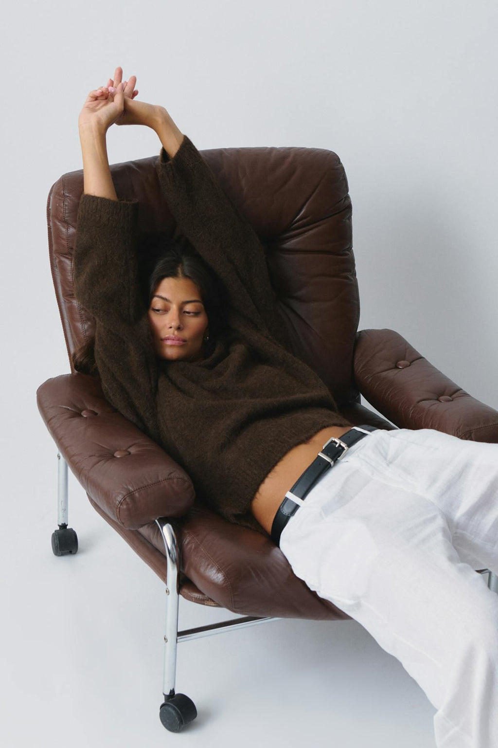 Crew neck knitted sweater