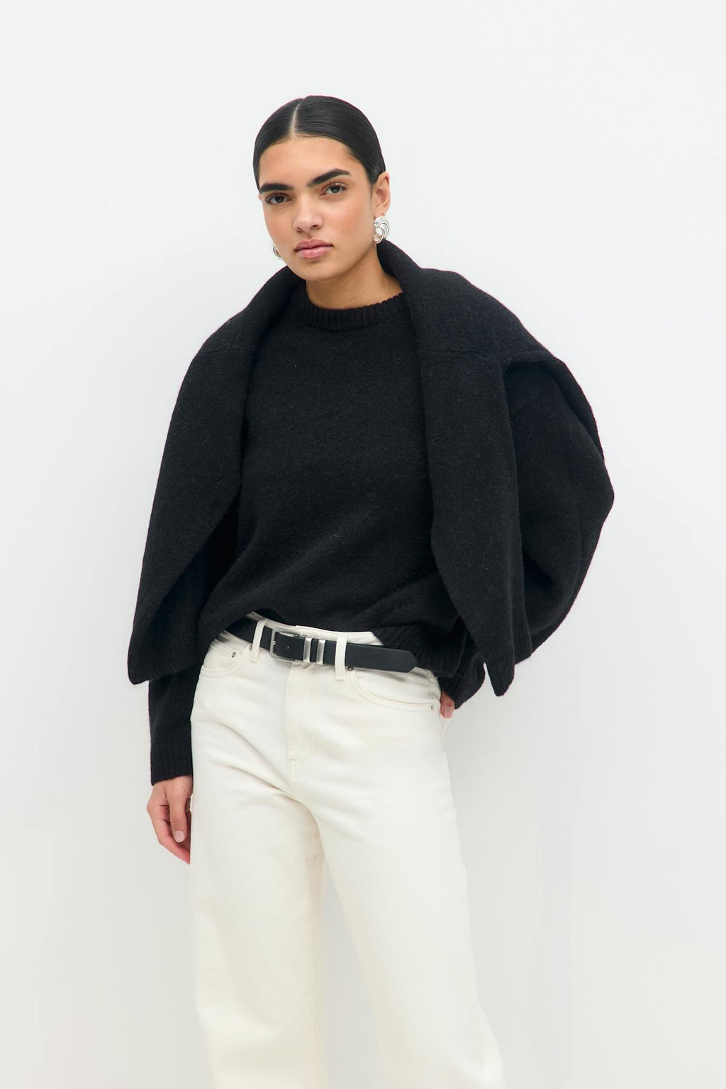 Crew neck knitted sweater