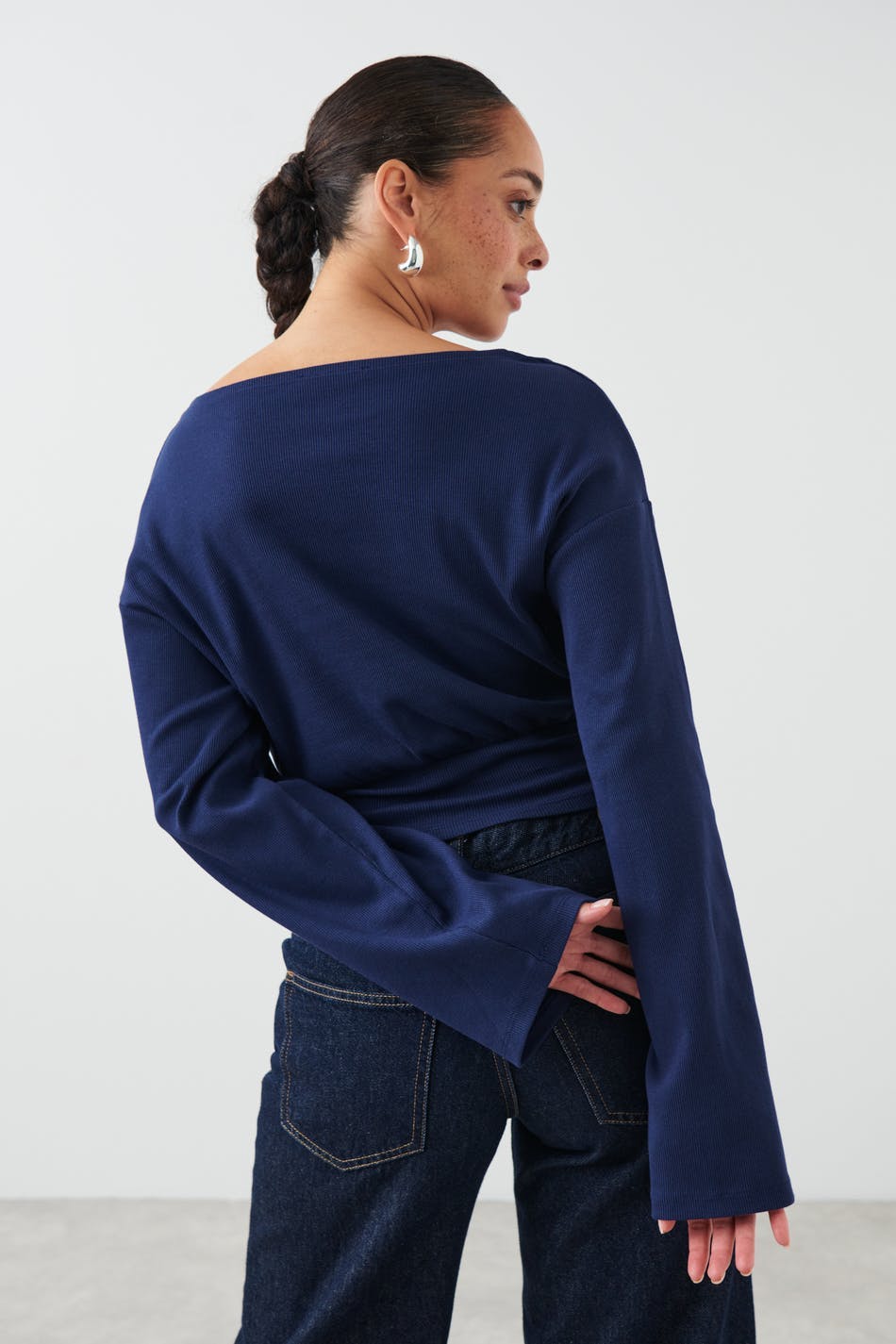 Flare sleeve top