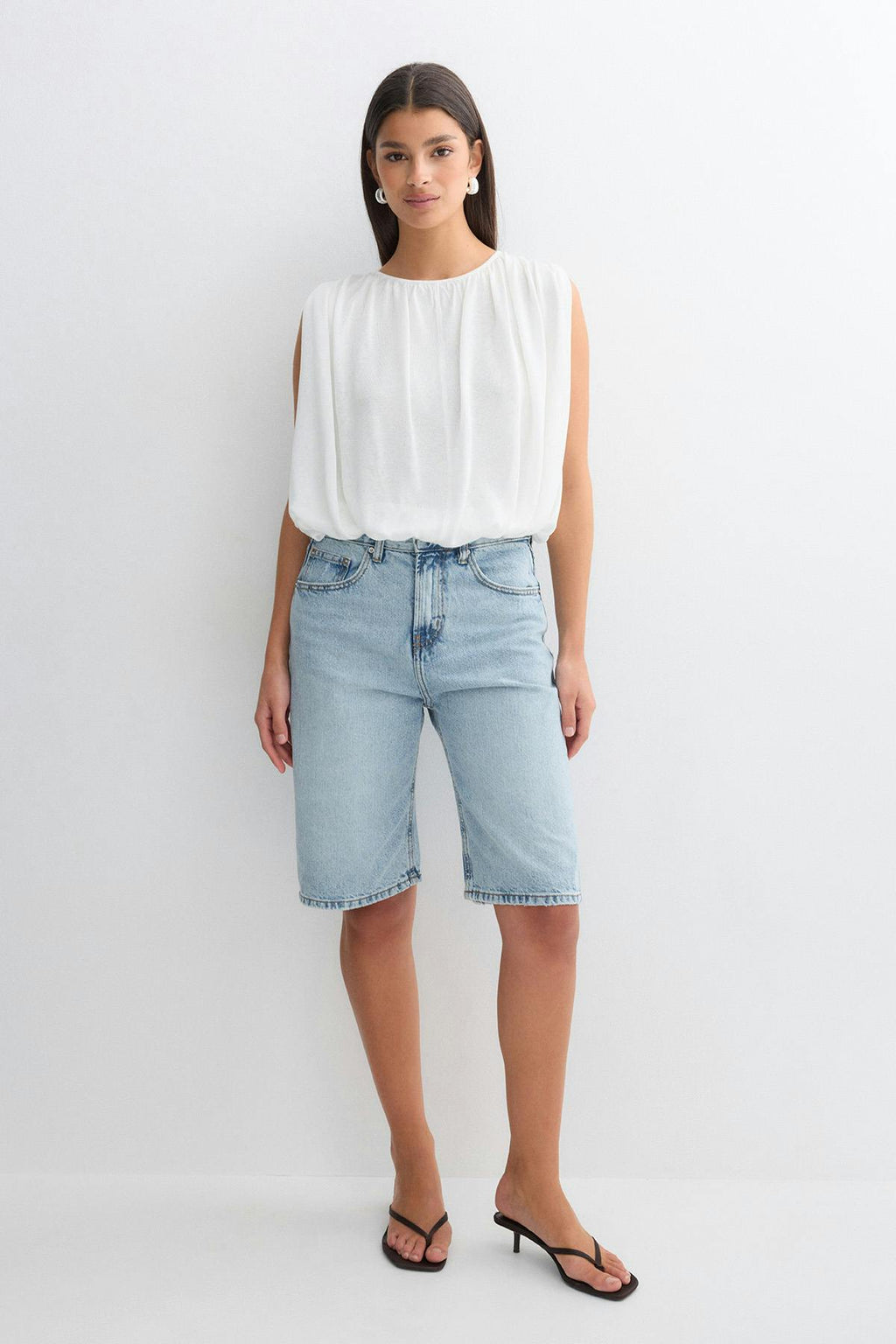 Baggy denim shorts