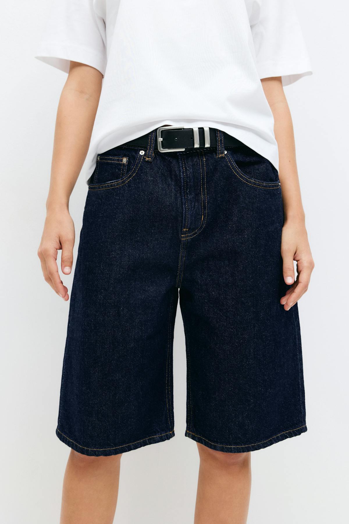 Baggy denim shorts