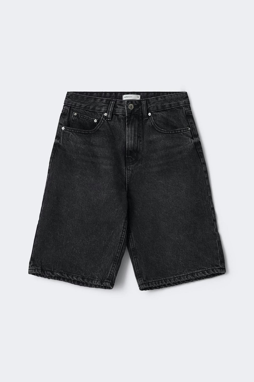 Baggy denim shorts