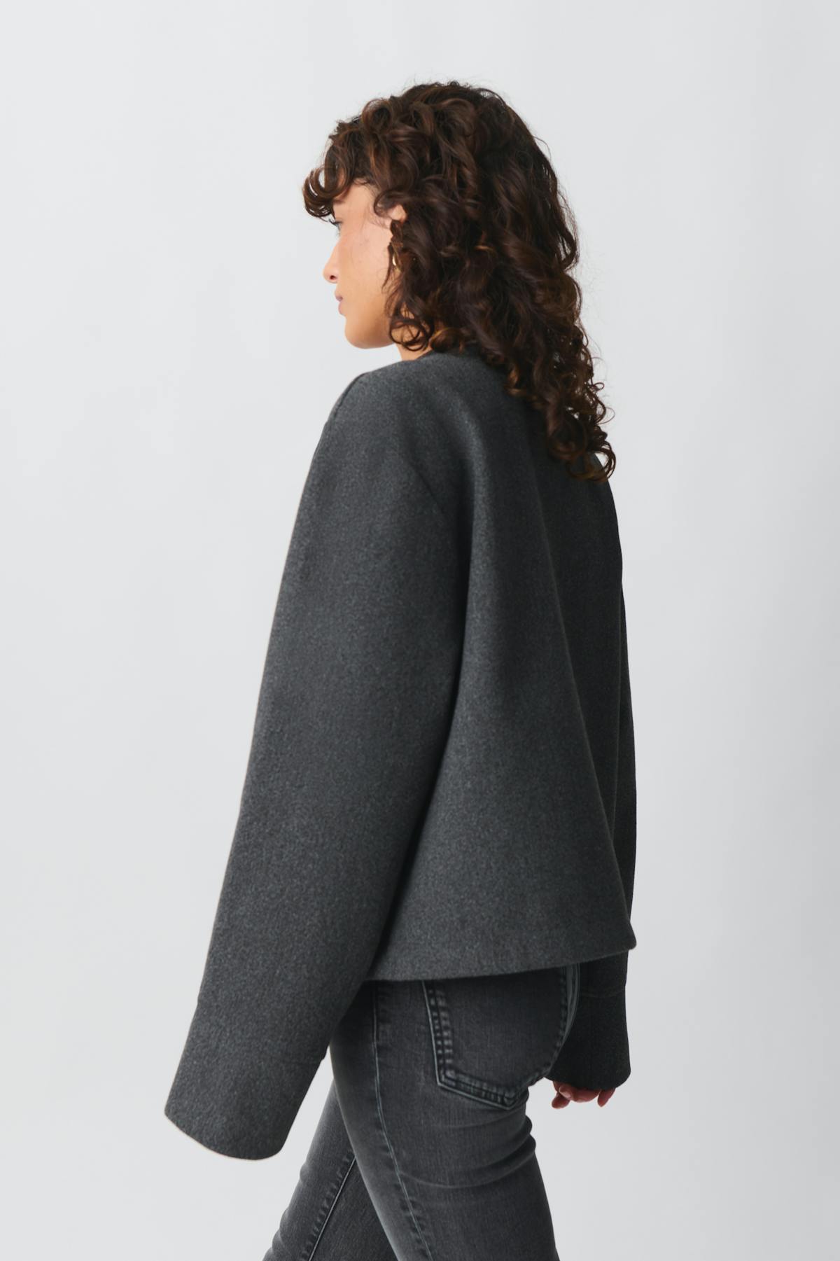 One button jacket
