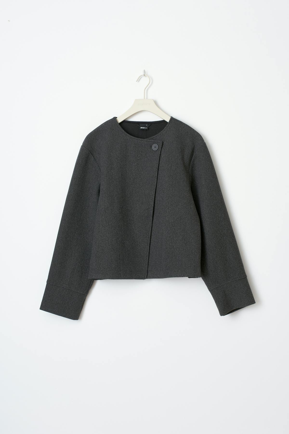 One button jacket