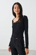 Bow detail top