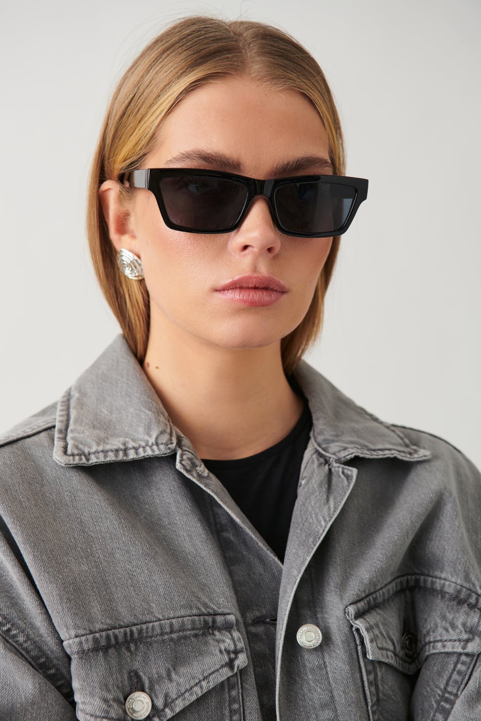Classic slim sunglasses