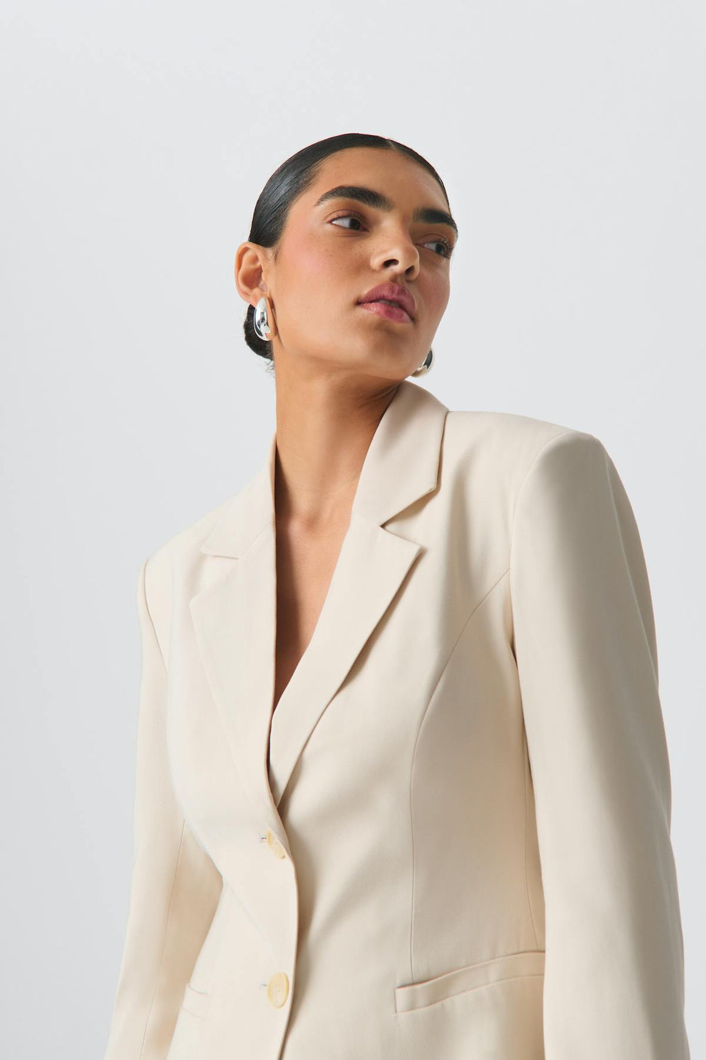Shaped blazer