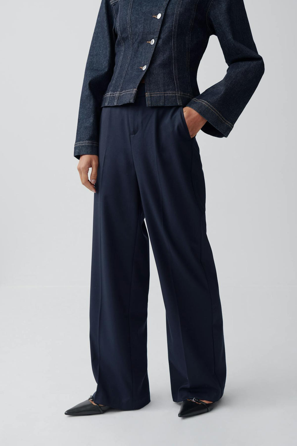 Wide leg suit trousers