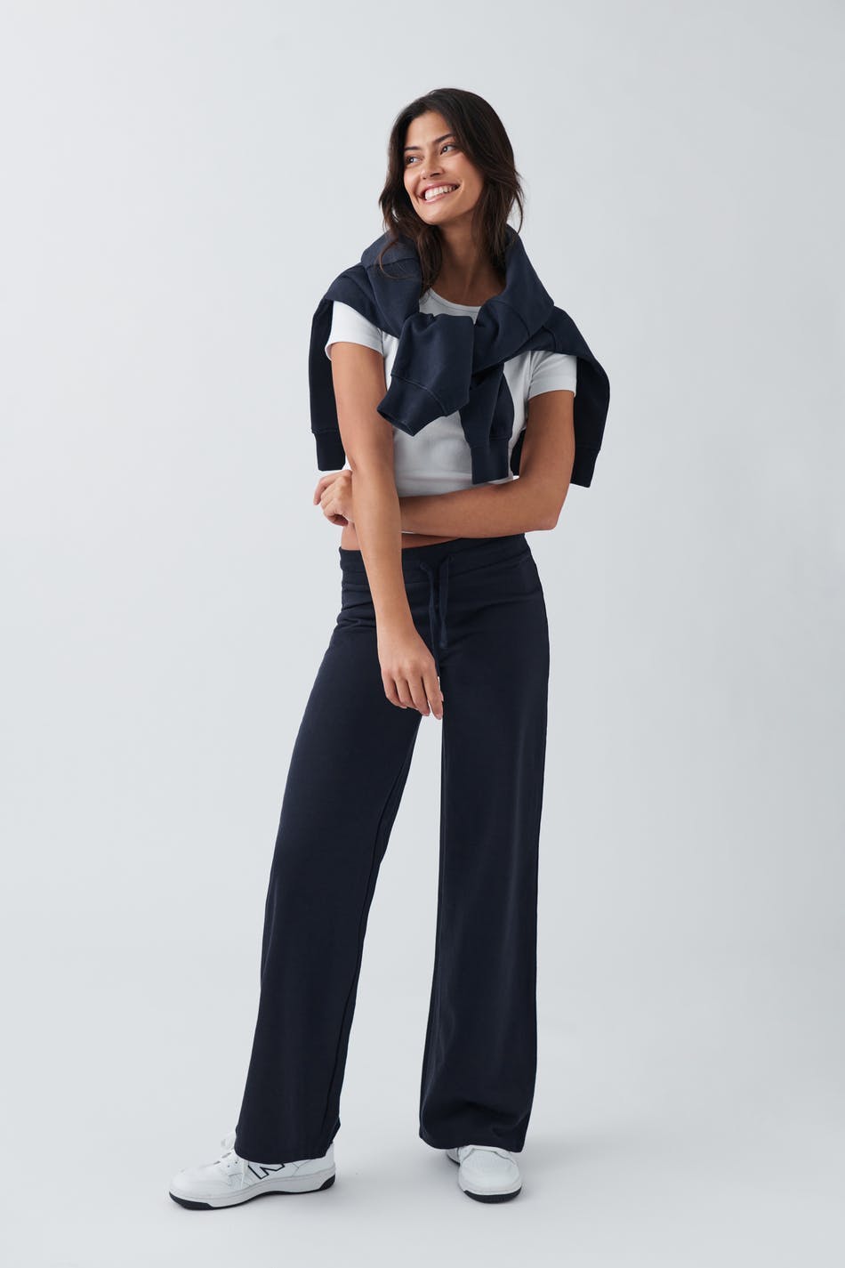 Slim low waist sweatpants