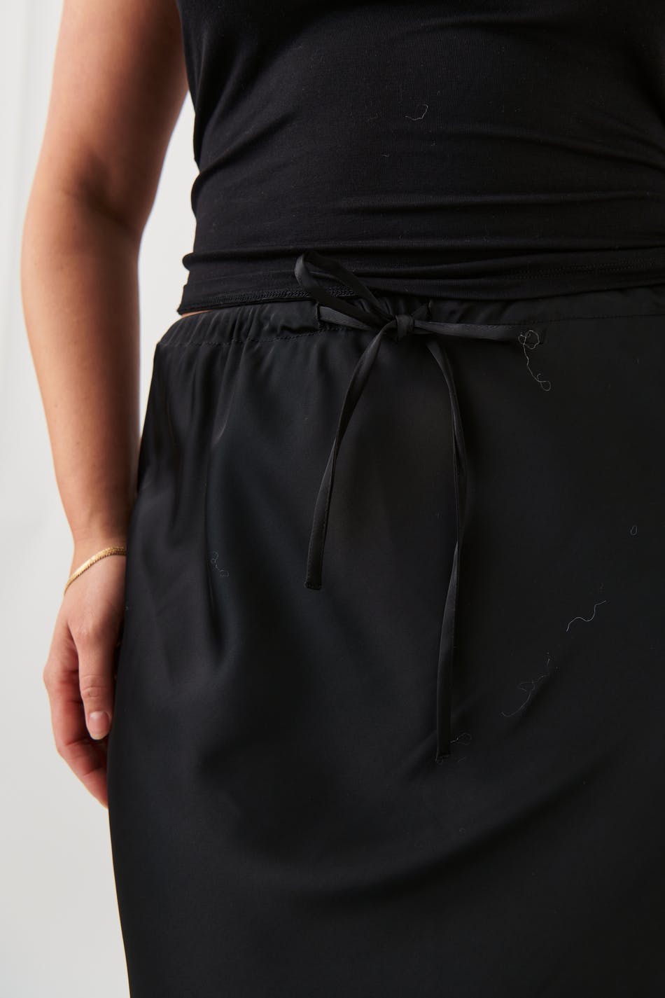 Satin midi drawstring skirt