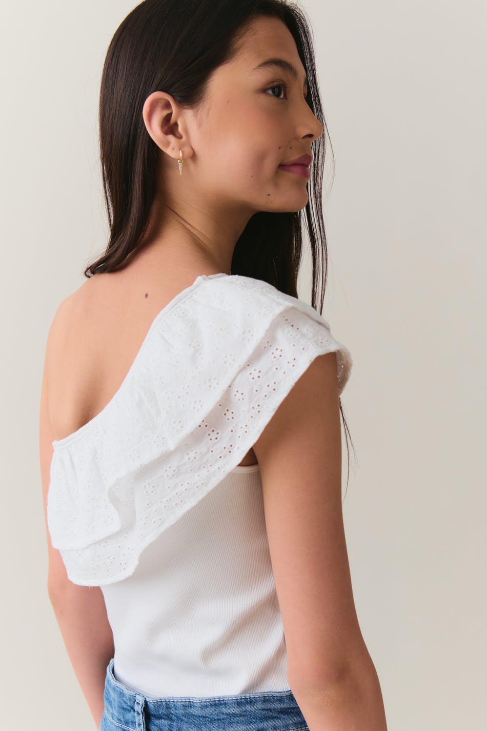 frill top