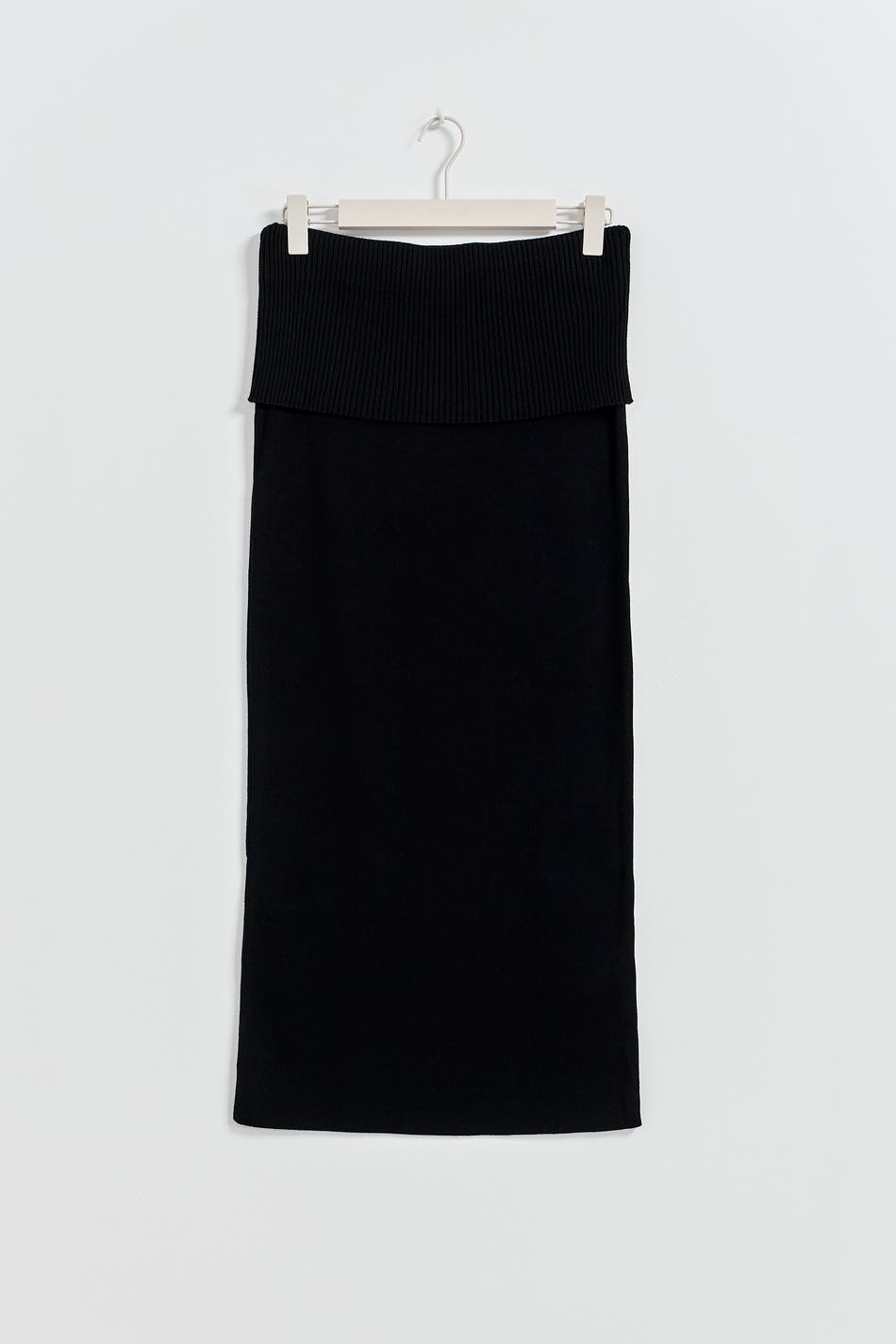 Knitted folded down skirt