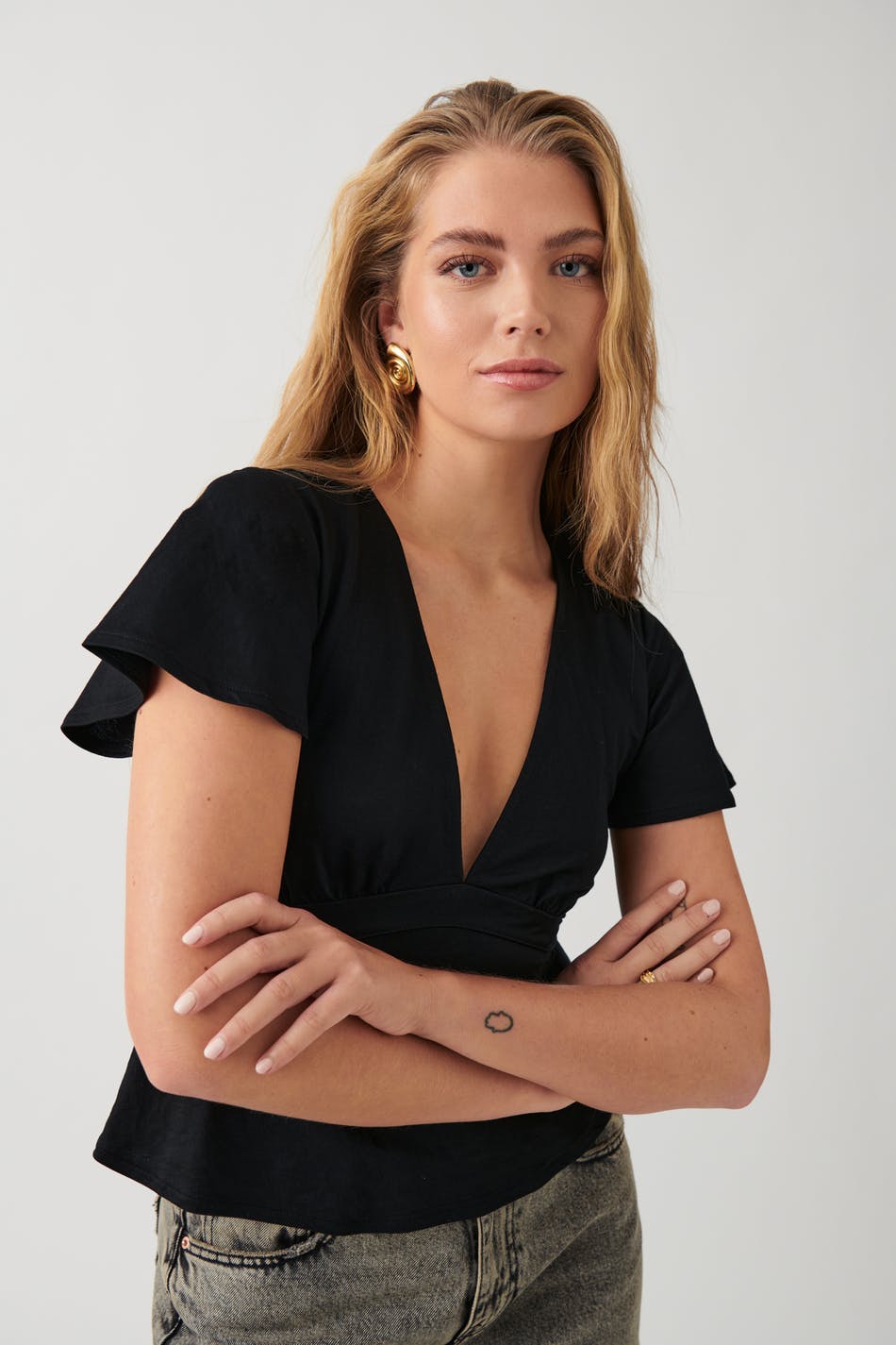 Tie top