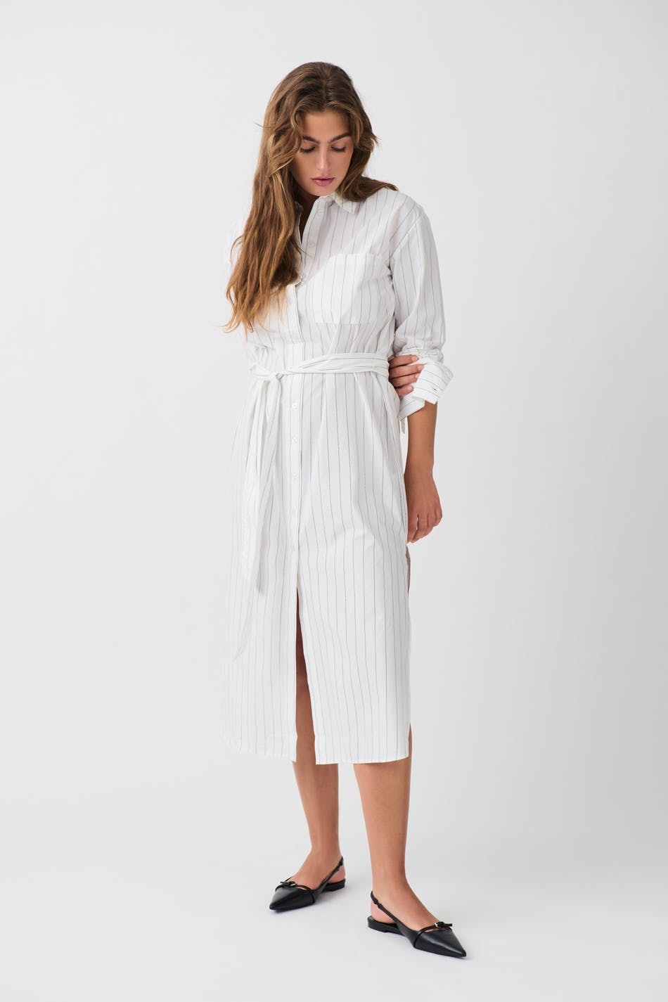 Wide slit shirt dress