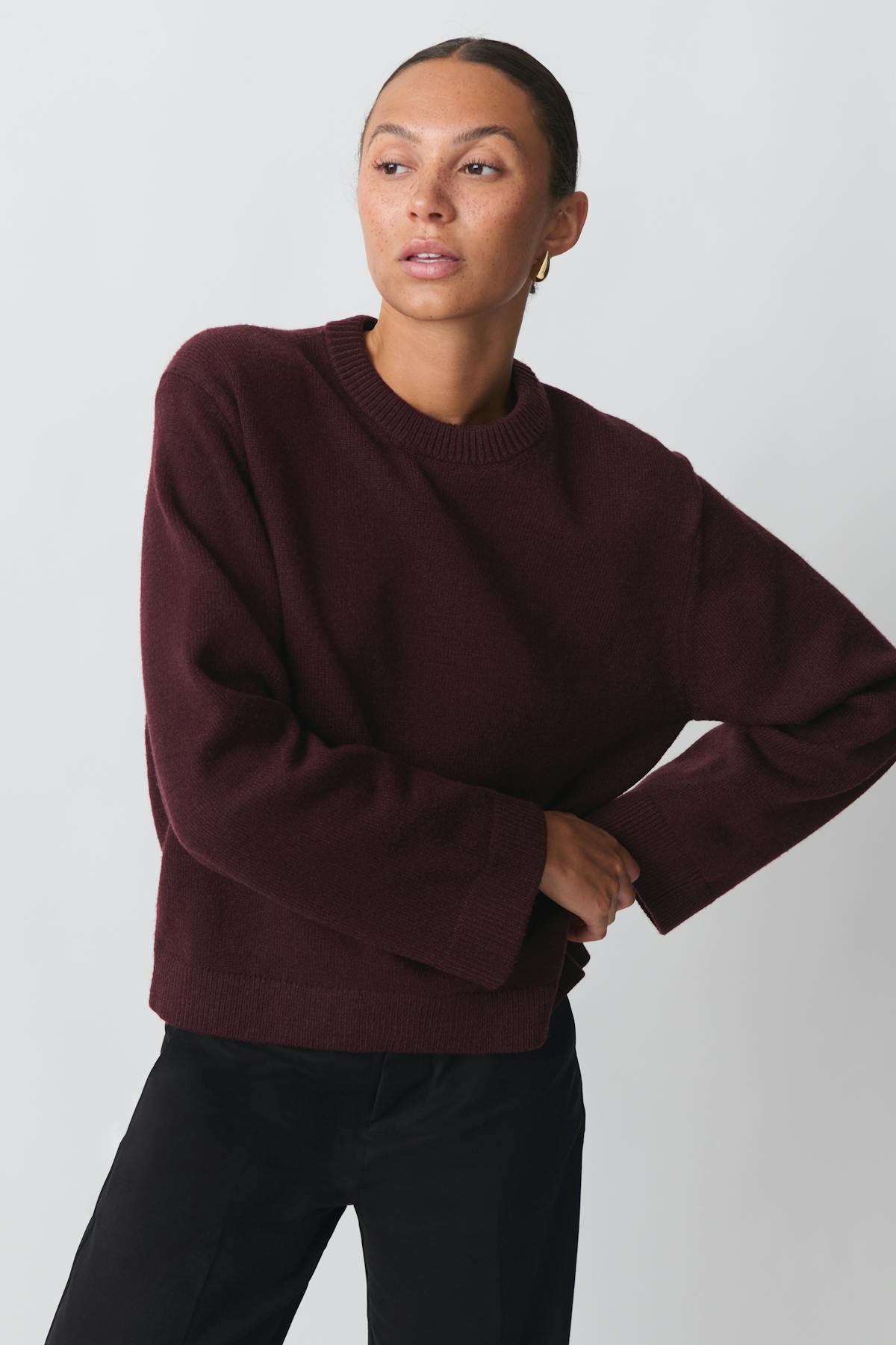 Crew neck knitted sweater