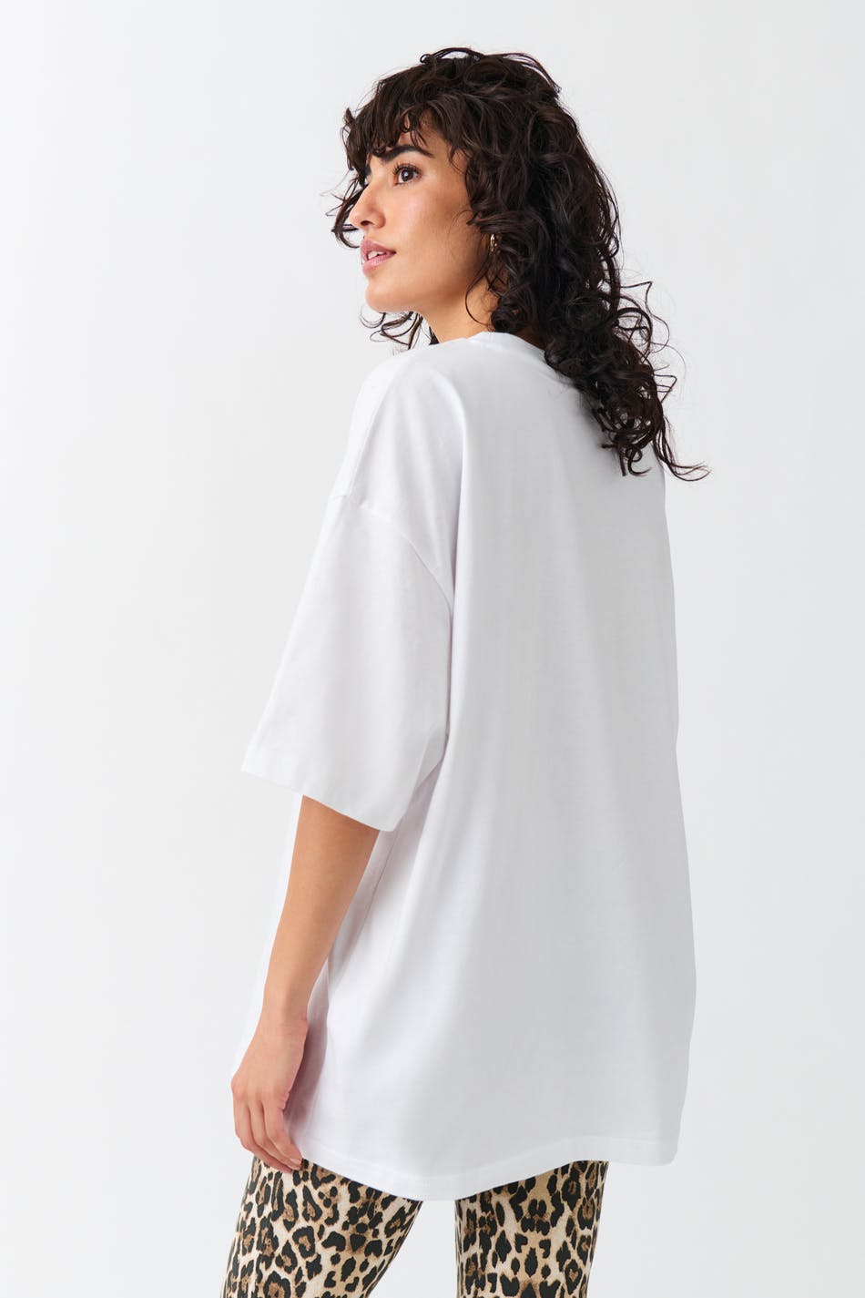 Oversized tee