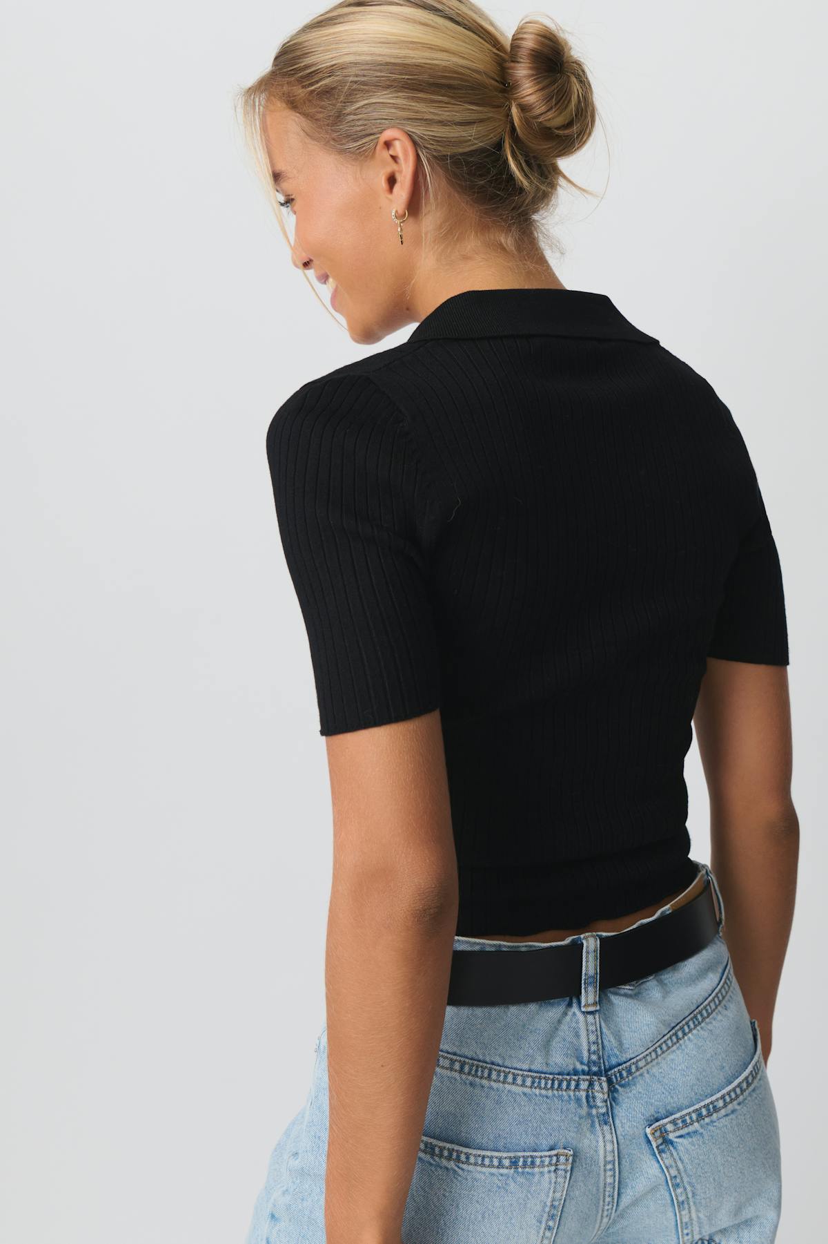 Knitted collar top