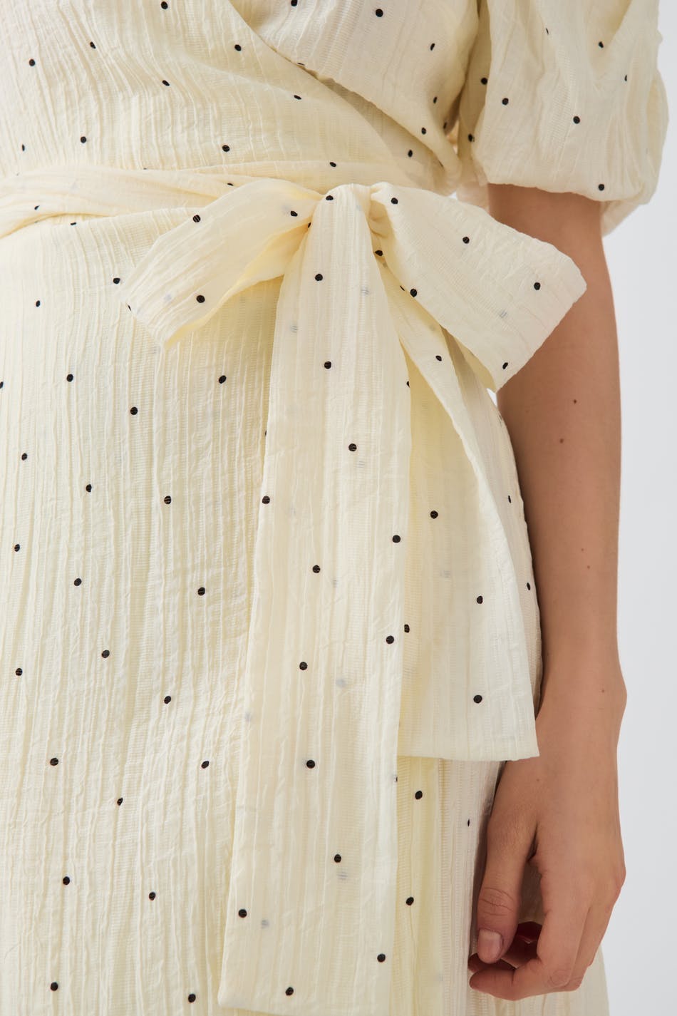 Midi wrap puff sleeve dress